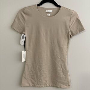 BNWT Aritzia Contour Crew Hip Top- S